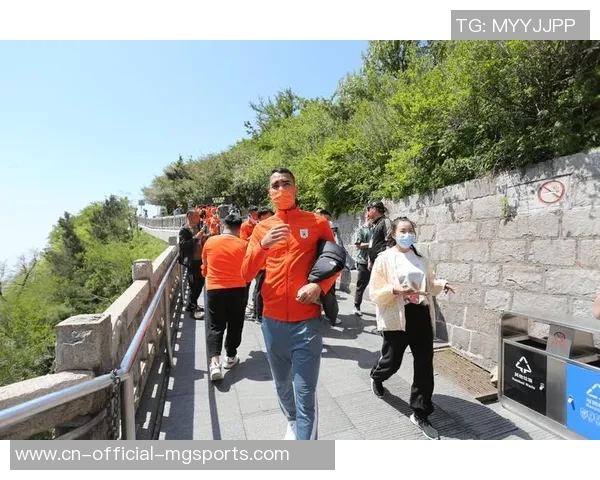 归化目标中轴线有了！海港28岁莱昂成都30岁罗慕洛河南29迈达纳